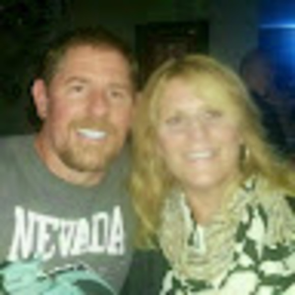 Meet your Posher, Robin - Picture 1 of 1